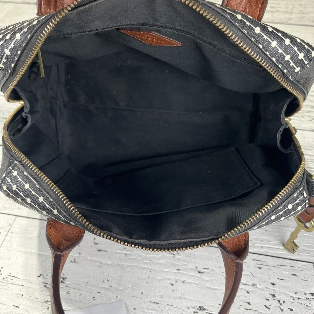 Fossil Fiona‎ Dash/dot Black And White Handbag Key bag